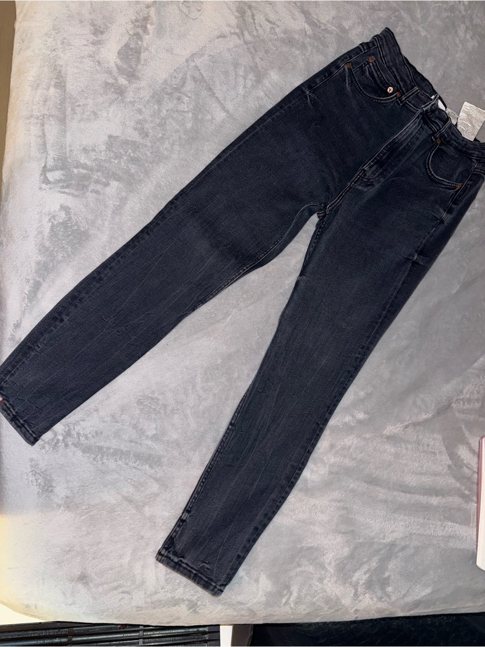Classic Women’s Dark Wash Slim Jeans